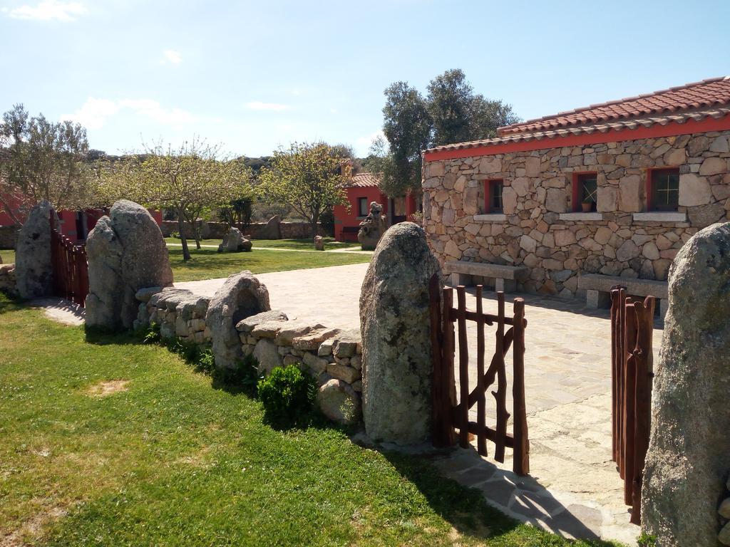 Willa Turismo Rurale L'Agliuledda Sant'Antonio di Gallura Zewnętrze zdjęcie