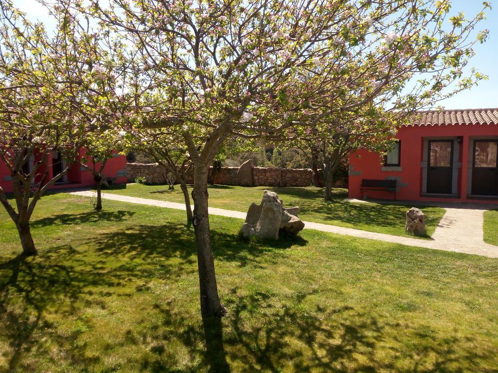 Willa Turismo Rurale L'Agliuledda Sant'Antonio di Gallura Zewnętrze zdjęcie