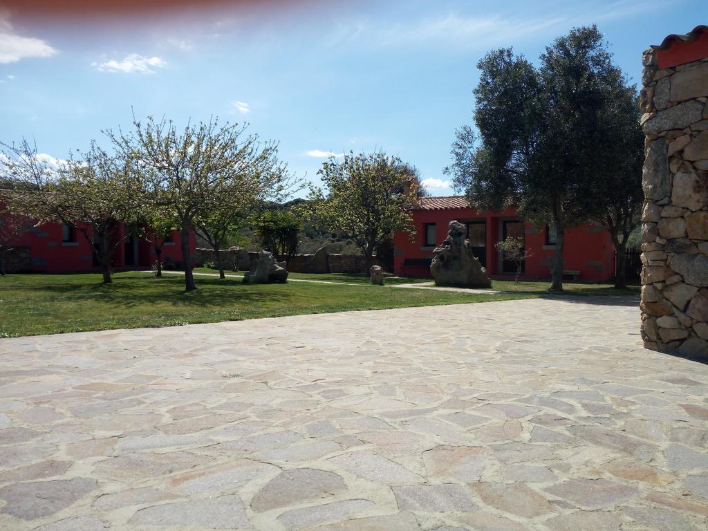 Willa Turismo Rurale L'Agliuledda Sant'Antonio di Gallura Zewnętrze zdjęcie