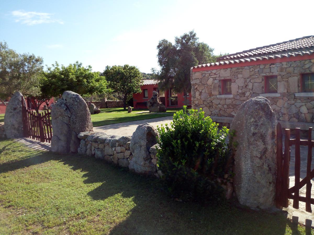 Willa Turismo Rurale L'Agliuledda Sant'Antonio di Gallura Zewnętrze zdjęcie